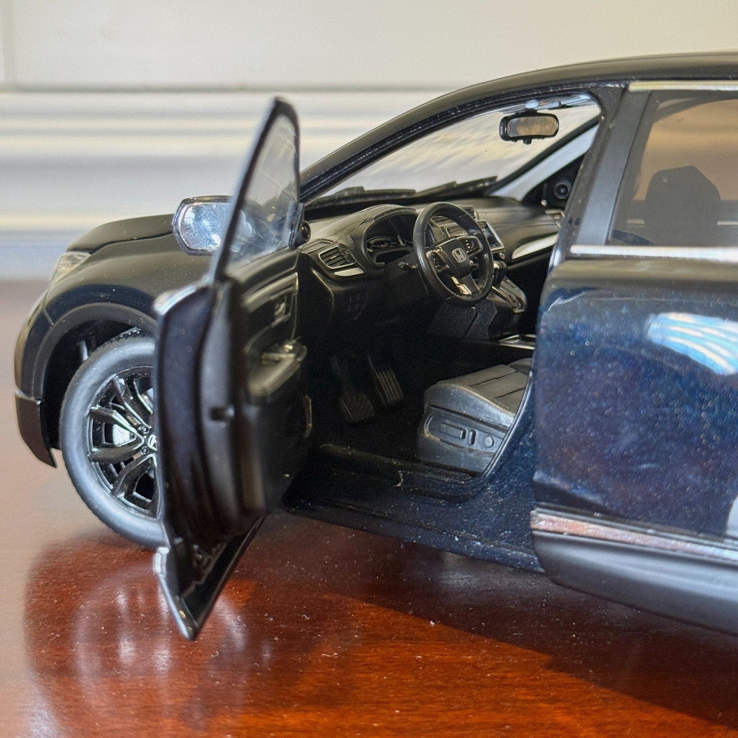 1/18 Honda CRV Black/Black Edition Diecast Model Car SUV | With Box - Product Image