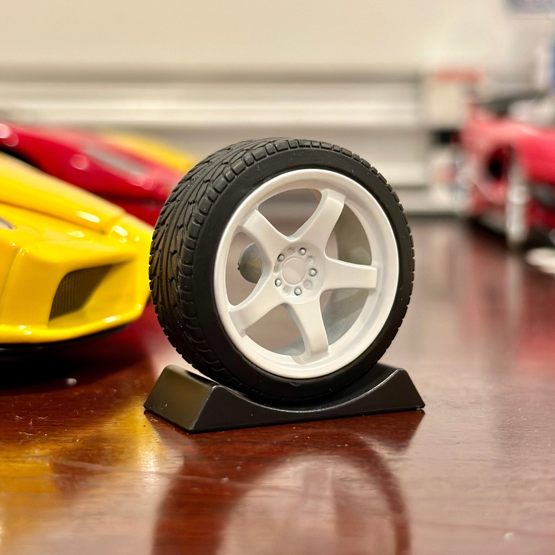 1/18 Scale Diecast Tire Wheel Chocks Car Tire Stopper Block Stop Roll 4 Piece - Product Image