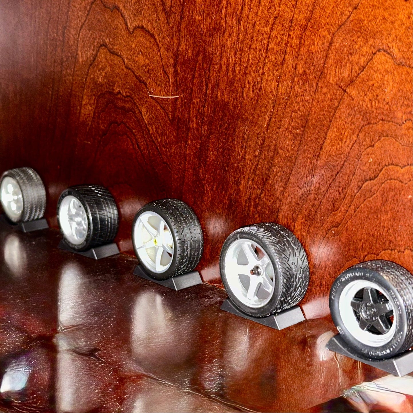 1/18 Scale Diecast Tire Wheel Chocks Car Tire Stopper Block Stop Roll 4 Piece - Product Image