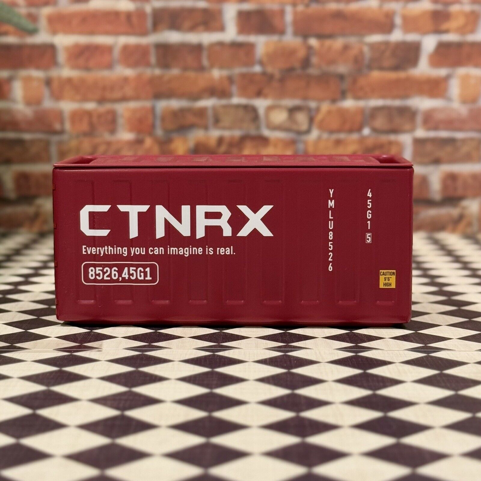 1/24 Shipping Container (1/24 1/20) Prop Diorama Figurine | Made in Japan | NEW - Product Image