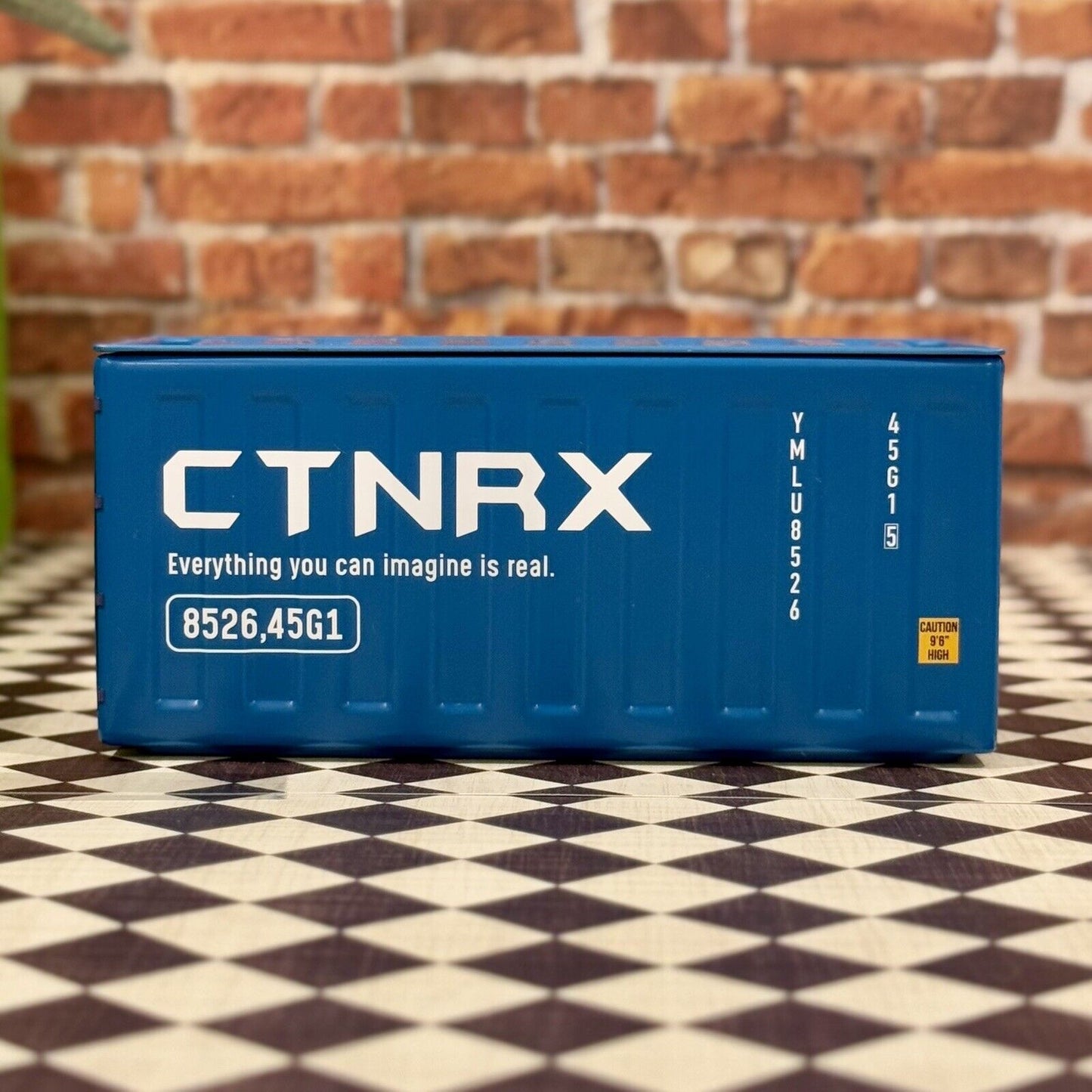 1/24 Shipping Container (1/24 1/20) Prop Diorama Figurine | Made in Japan | NEW - Product Image