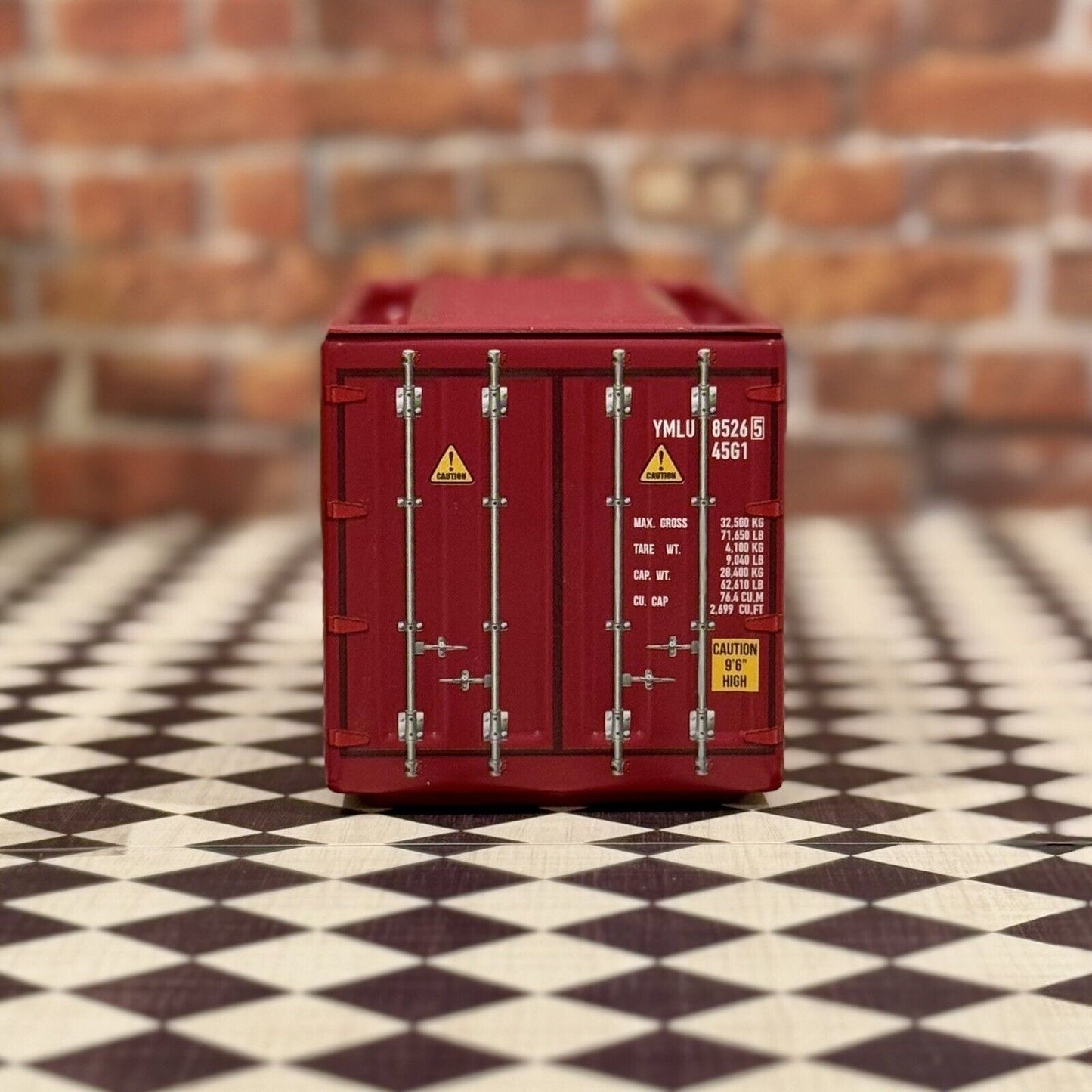 1/24 Shipping Container (1/24 1/20) Prop Diorama Figurine | Made in Japan | NEW - Product Image