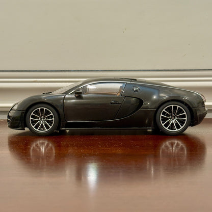 AUTOart 1/18 Bugatti Veyron Super Sport 2010 GT Carbon Black | In Box with CoA
