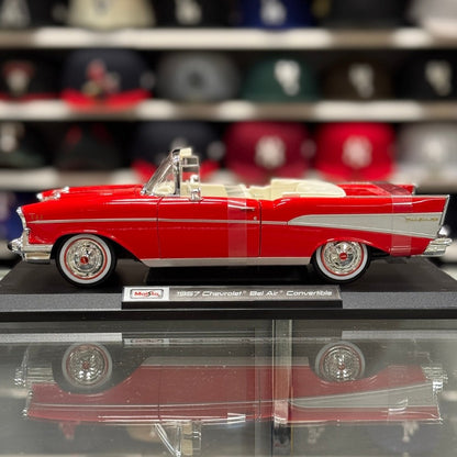 1/18 Chevrolet 1957 Bel Air Red Convertible Diecast Model Car | New
