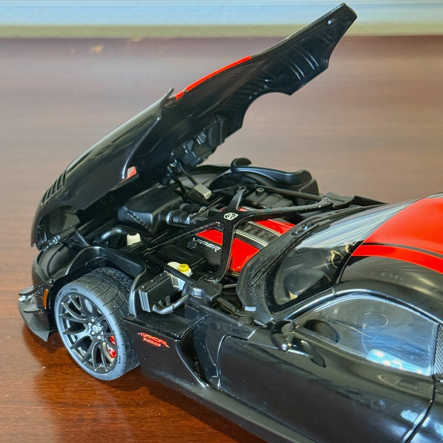 1/18 Dodge Viper ACR Black/Red Stripes AUTOart Composite Model Car | In Box
