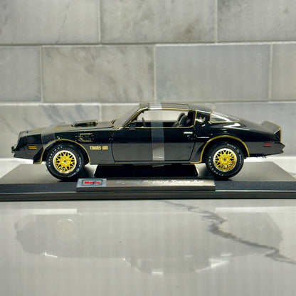 1977 Pontiac Trans Am 'Smokey and the Bandit' Diecast Car 1/18 Scale Black Gold | New
