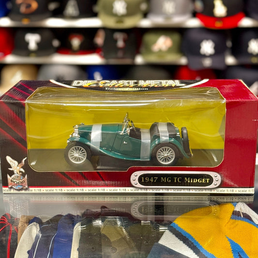 1/18 1947 MG TC Midget Green Road Signature Diecast Model Car