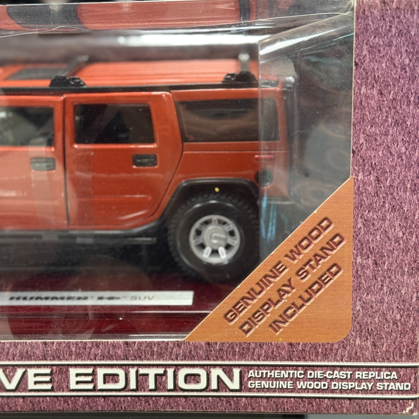 1/18 Hummer H2 SUV Orange Maisto Executive Edition Wood Display Stand