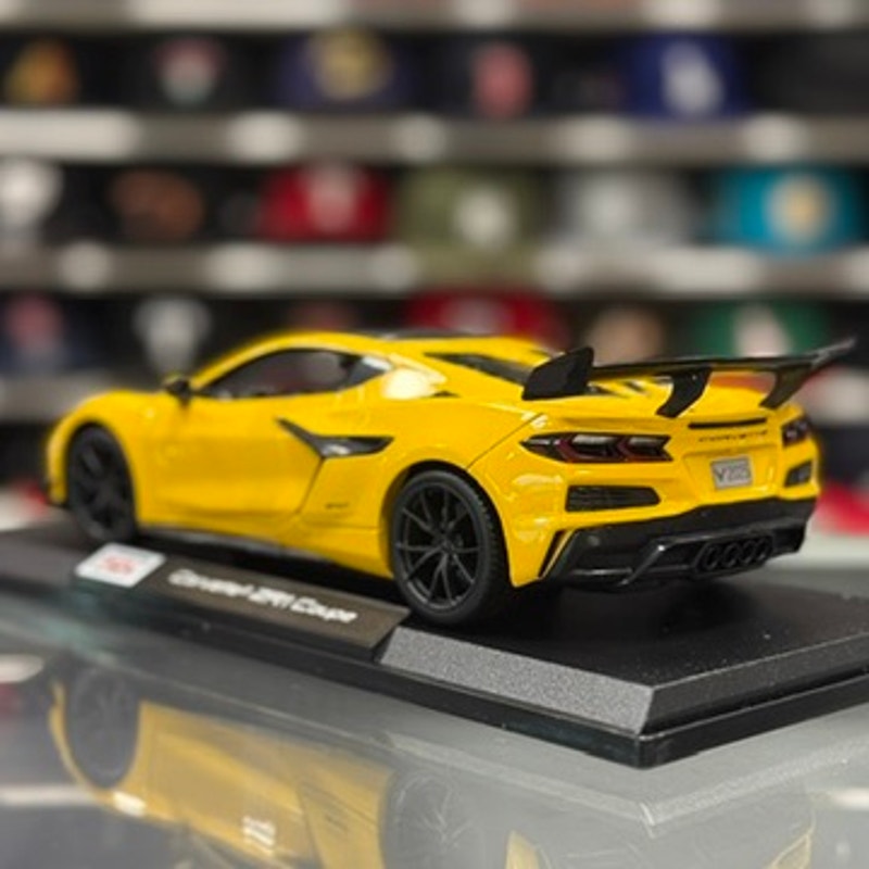 Maisto 1/18 Corvette ZR1 Coupe Yellow Special Edition Diecast Model Car | New