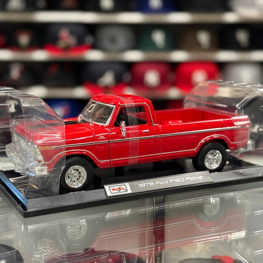 1:18 1979 Ford F-150 Ranger Pickup Truck Red Diecast Model Truck