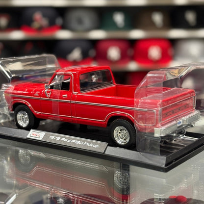 1:18 1979 Ford F-150 Ranger Pickup Truck Red Diecast Model Truck