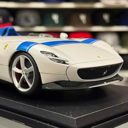 Maisto 1:18 Ferrari Monza SP1 White Blue Diecast Model Car | New