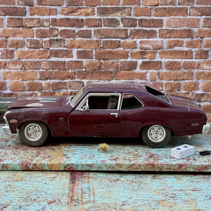 1970 Chevrolet Nova SS Coupe Dark Red | Maisto 1/18 | Diorama Parts Car