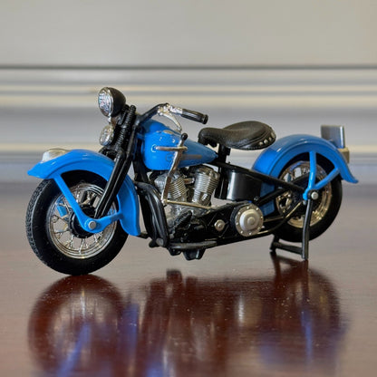 1:18 Maisto Harley Davidson Road King Light Blue Diecast Model Motorcycle