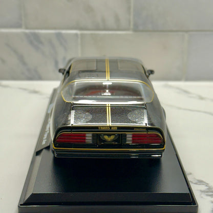 1977 Pontiac Trans Am 'Smokey and the Bandit' Diecast Car 1/18 Scale Black Gold | New