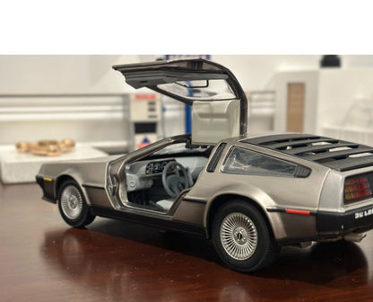 1/18 1981 Delorean DMC 12 LK Coupe Stainless Steel Sun Star