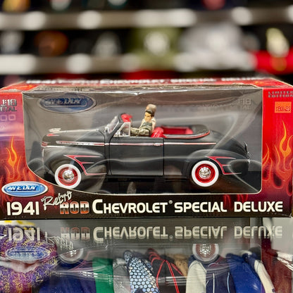 1/18 1941 Chevrolet Special Deluxe Retro Rod WELLY Limited Edition Plus Figures