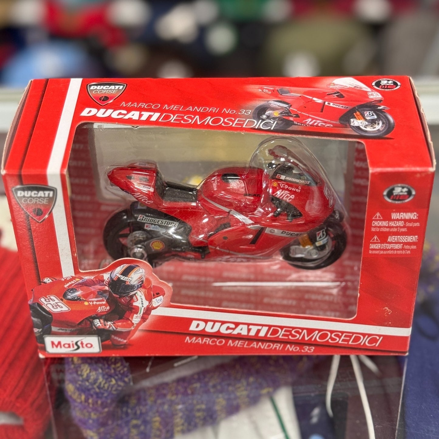 1/18 Ducati Corse Desmosedici 'Marco Melandri #33' Maisto Racing Motorcycle Rare