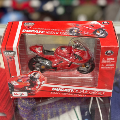 1/18 Ducati Corse Desmosedici 'Marco Melandri #33' Maisto Racing Motorcycle Rare