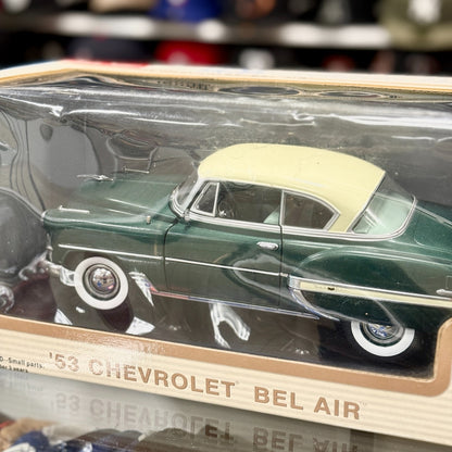1/18 1953 Chevrolet Bel Air Hard Top Green Sun Star Diecast