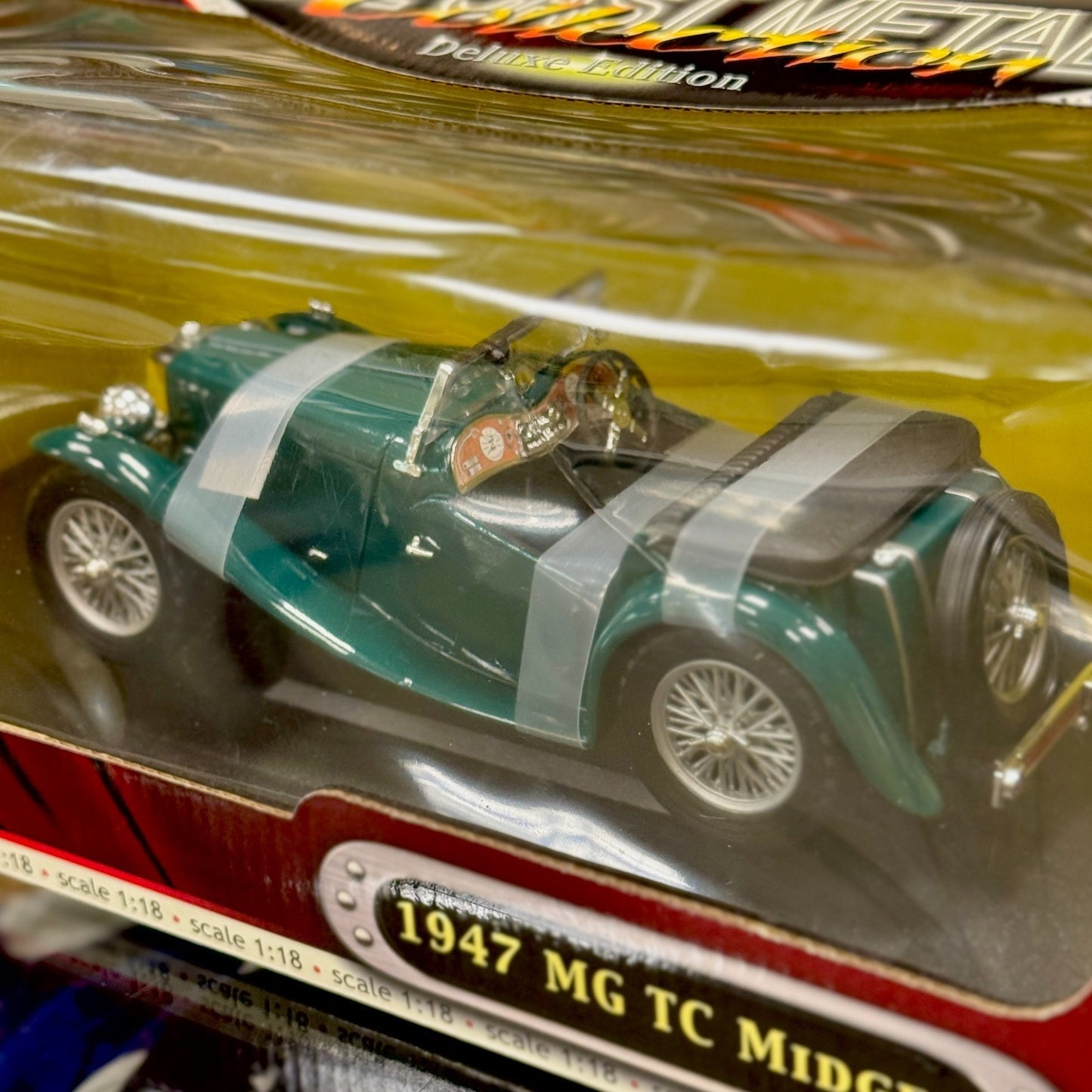 1/18 1947 MG TC Midget Green Road Signature Diecast Model Car