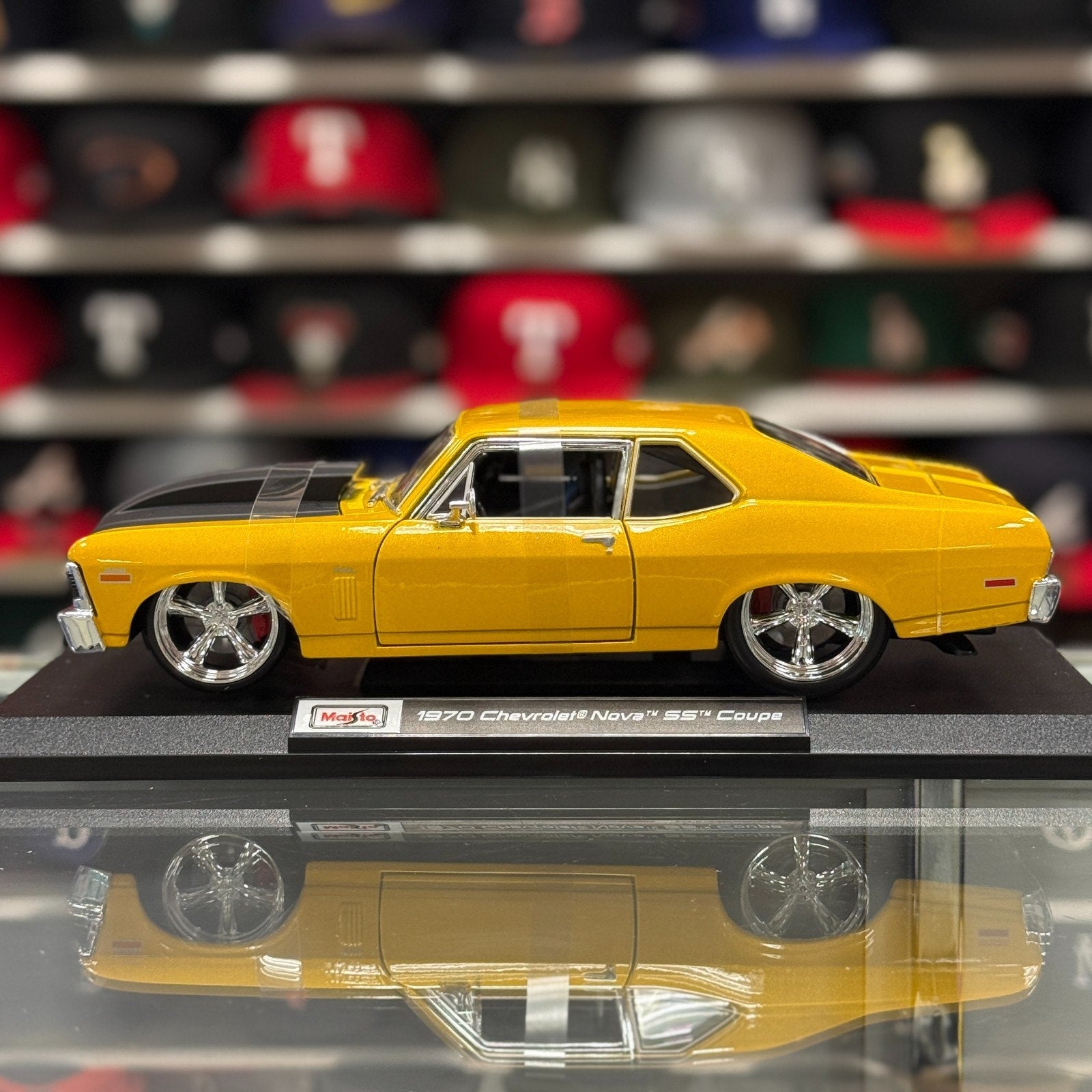 Maisto 1/18 1970 Chevrolet Nova SS Coupe Metallic Yellow Diecast Model Car | New - Product Image
