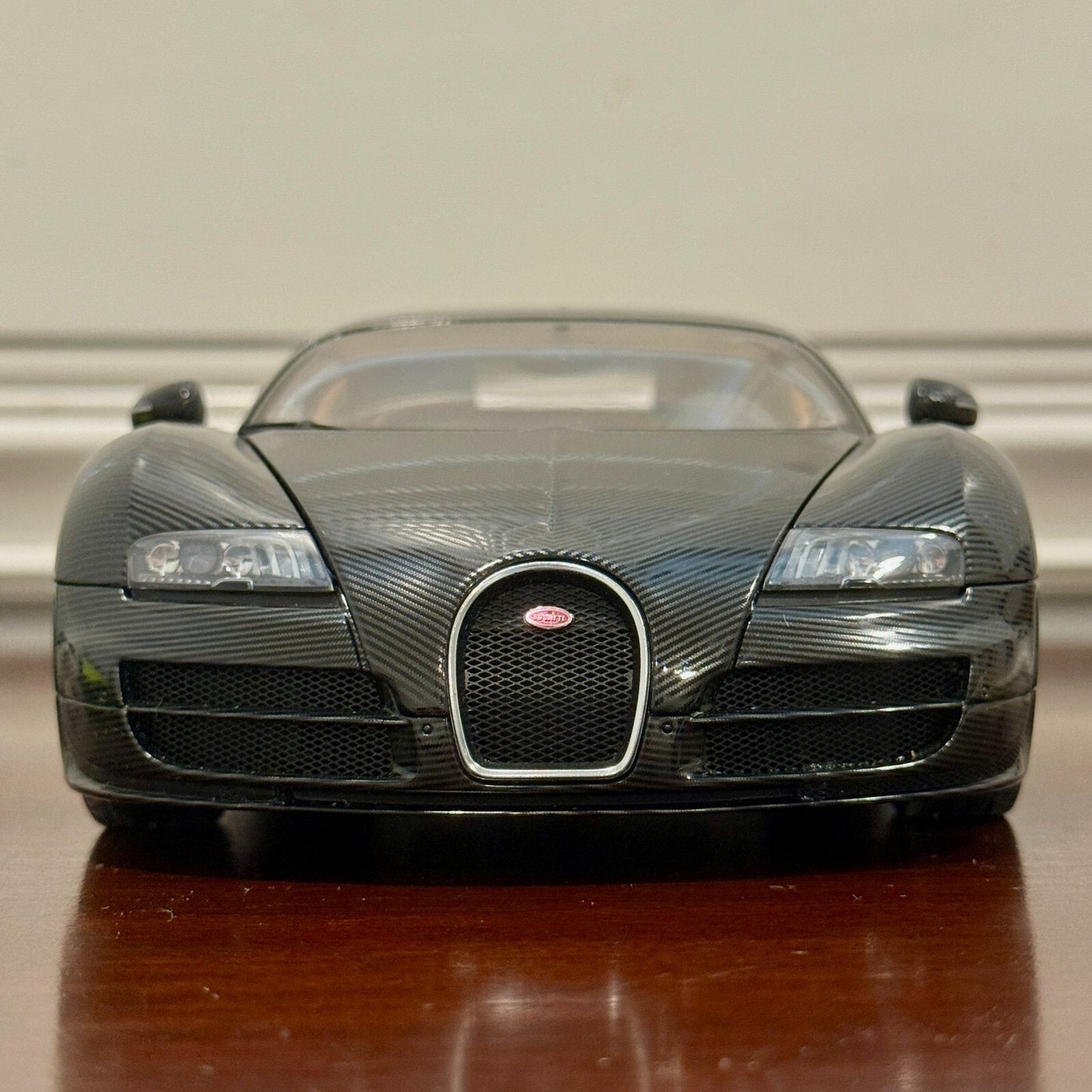 AUTOart 1/18 Bugatti Veyron Super Sport 2010 GT Carbon Black | In Box with CoA