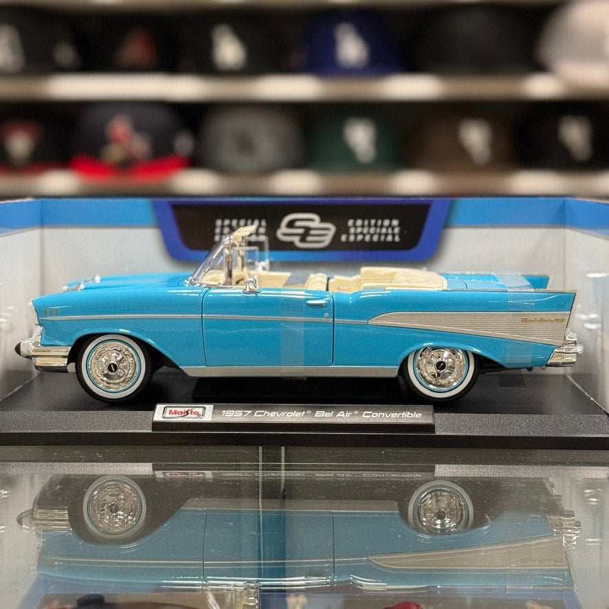 1:18 1957 Chevrolet Bel Air Convertible Light Blue Diecast Model Car