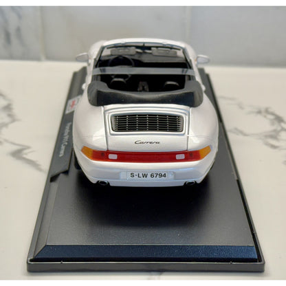 Porsche 911 Carrera Cabriolet Pearl White | Maisto 1/18 | New