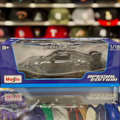 1/18 Porsche 992 GT3 Maisto Diecast Car | Black