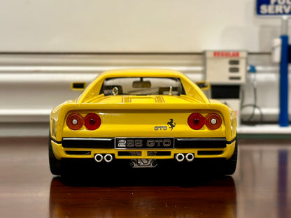 1/18 Ferrari 288 GTO Yellow Hot Wheels Elite | In Box