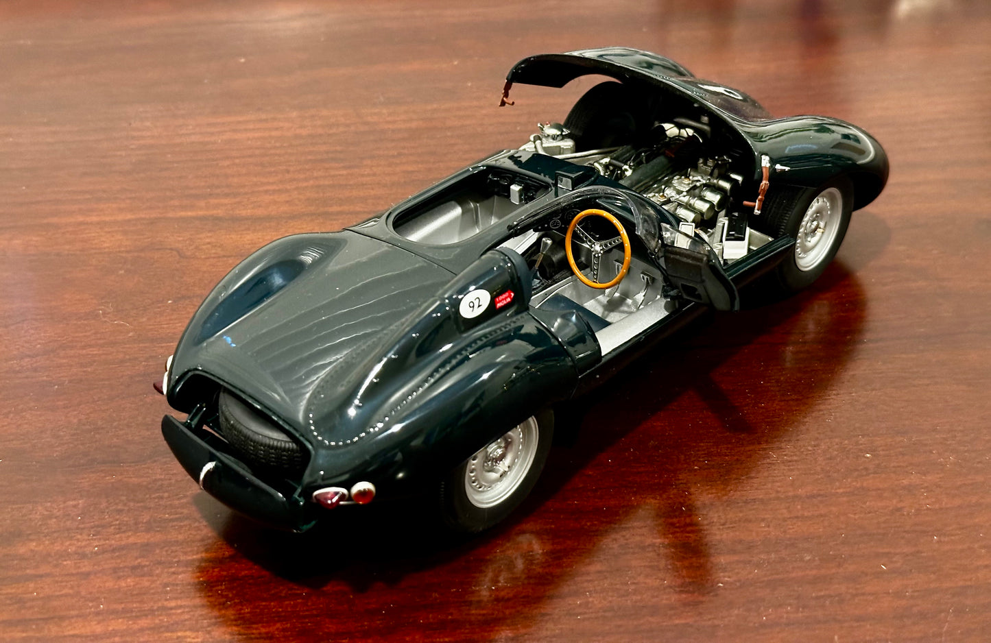 AUTOart 1/18 Jaguar D Type Short Nose British Racing Green