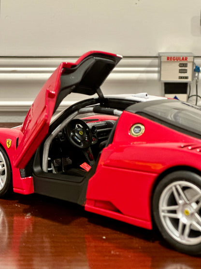 Ferrari Fxx Evo Red/White | Hot Wheels Elite 1/18 | In Box