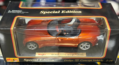 Dodge Concept Vehicle Orange Vintage Maisto 1/18
