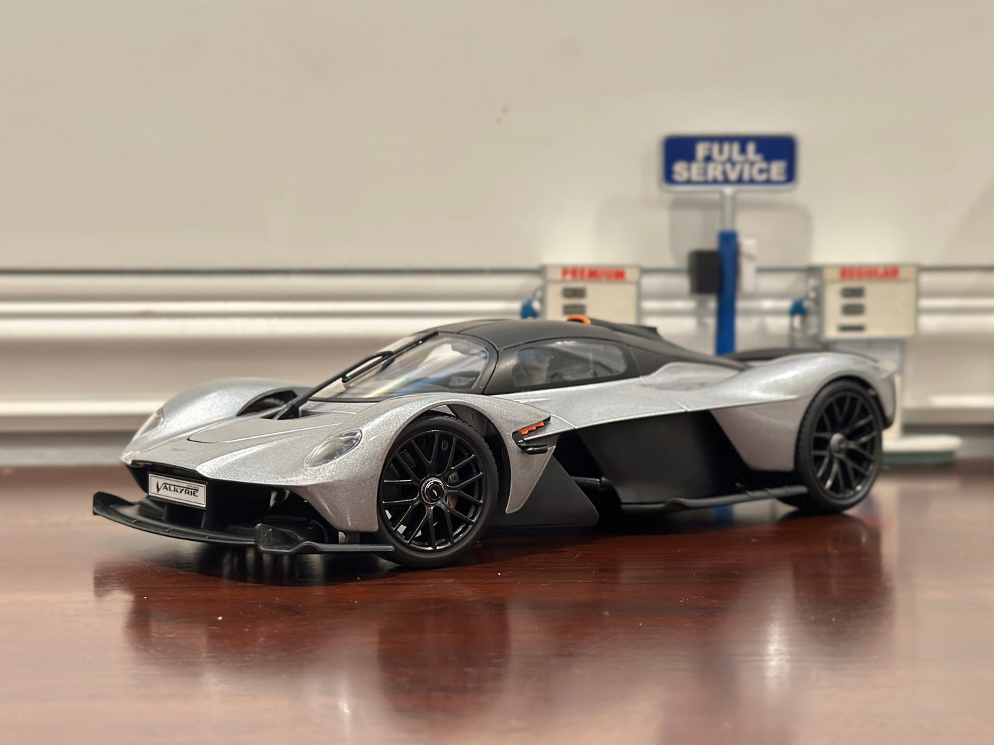 Aston Martin Valkyrie Coupe | Maisto 1/18 | New