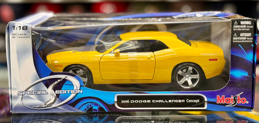Dodge Challenger Concept Yellow Vintage Maisto 1/18 | New
