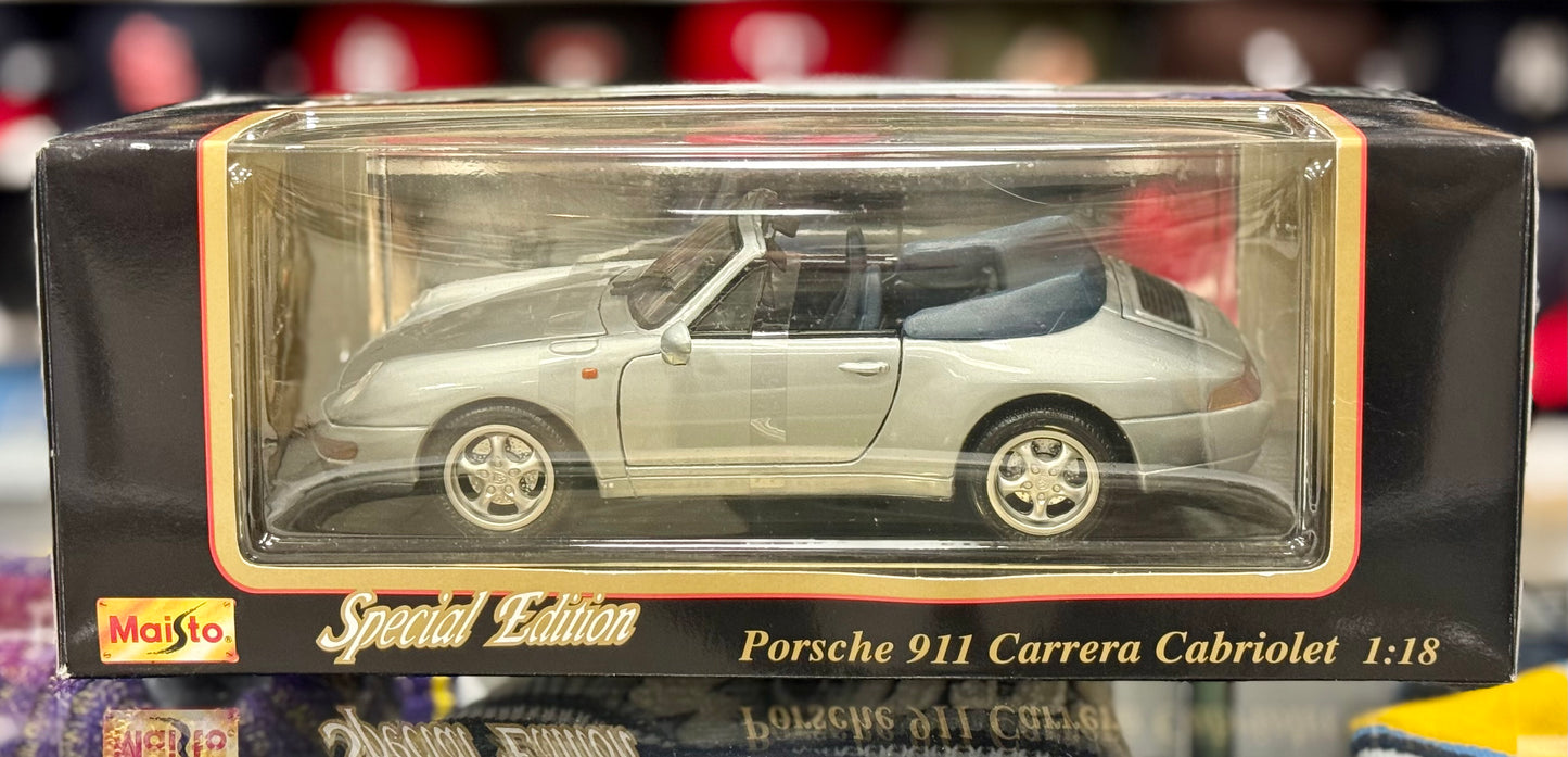 Porsche 911 Carrera Cabriolet Silver Vintage Maisto 1/18 | New