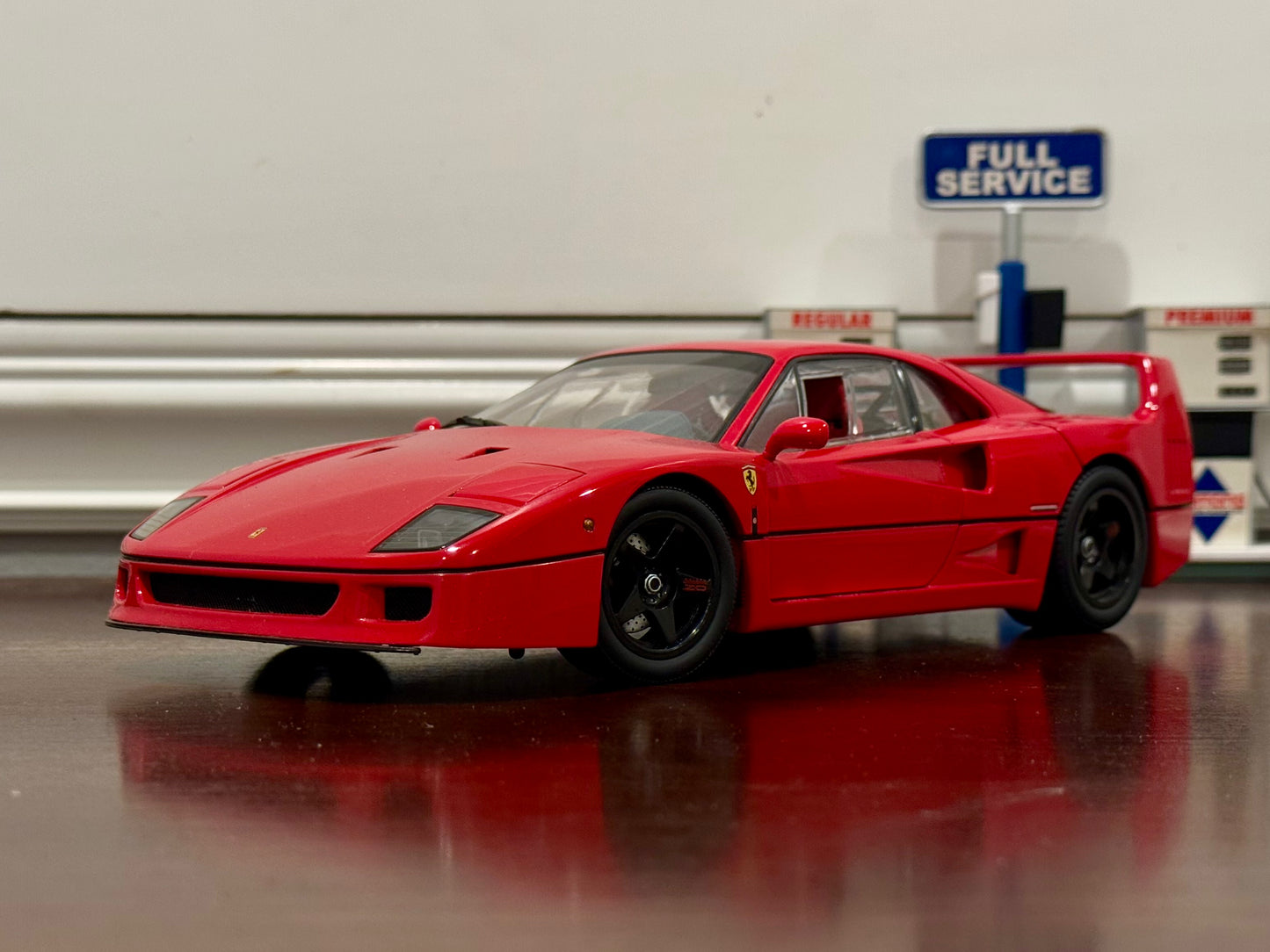 Ferrari F40 Light Weight, Red | Kyosho 1/18