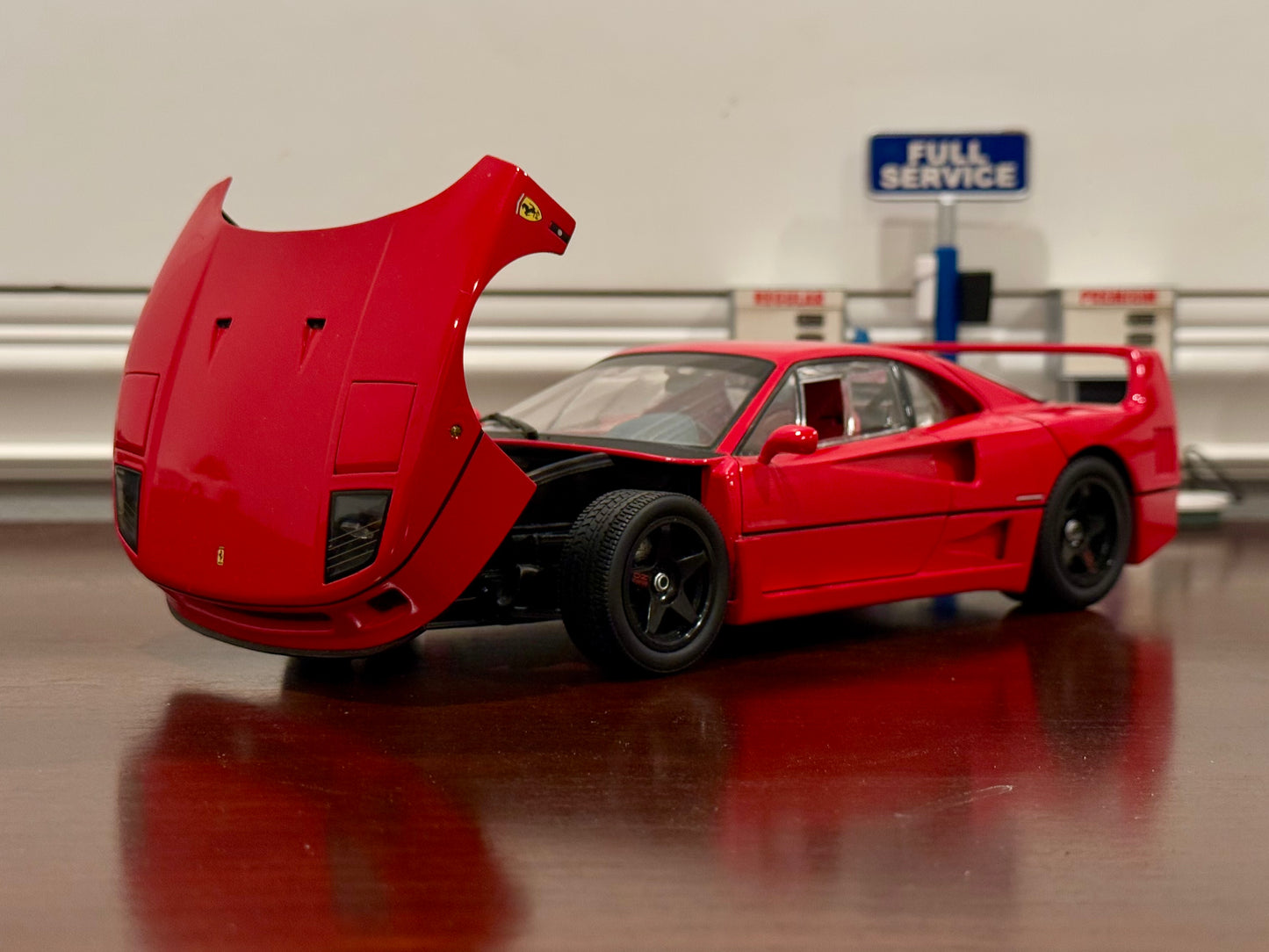 Ferrari F40 Light Weight, Red | Kyosho 1/18