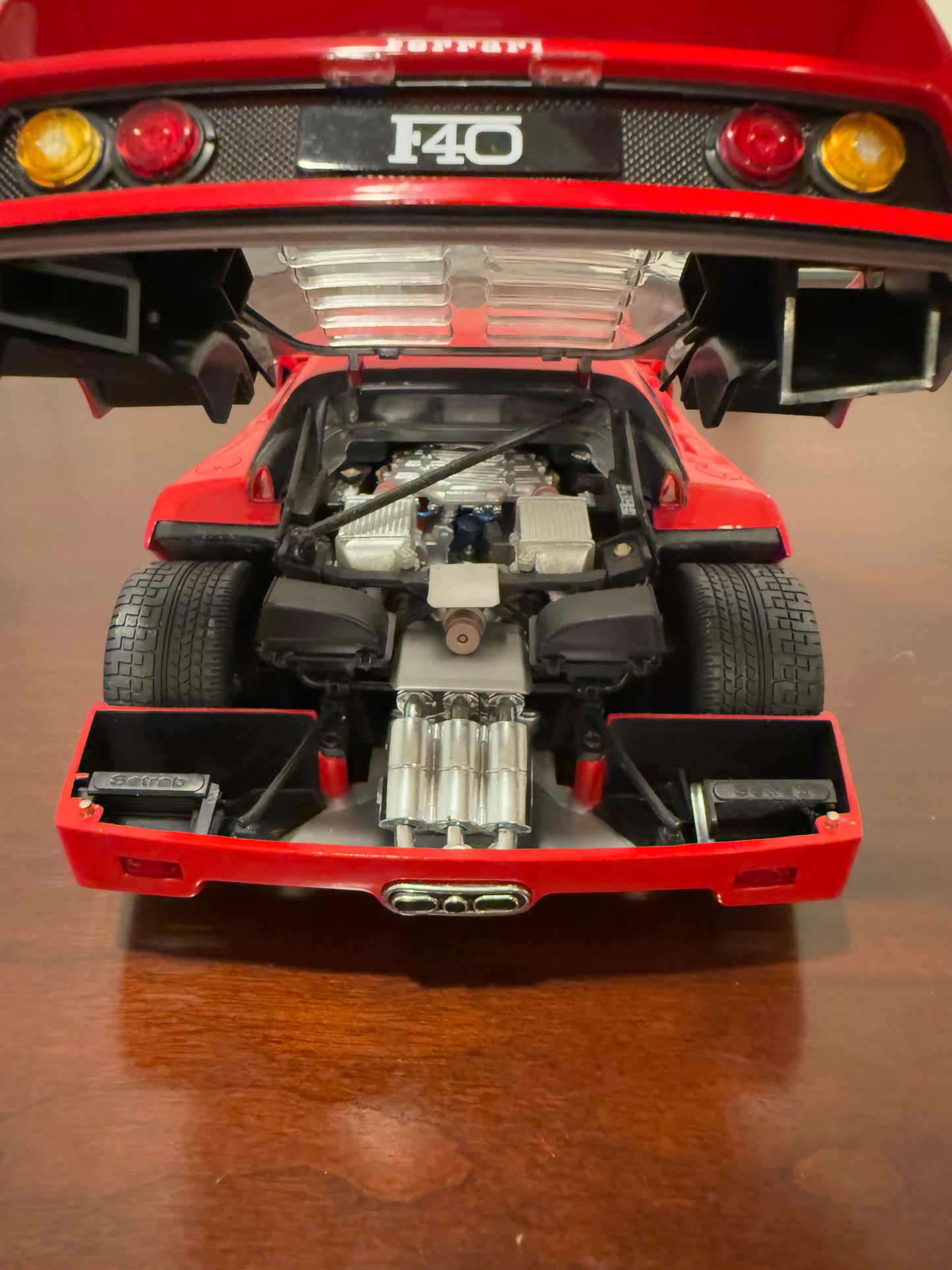 Ferrari F40 Light Weight, Red | Kyosho 1/18