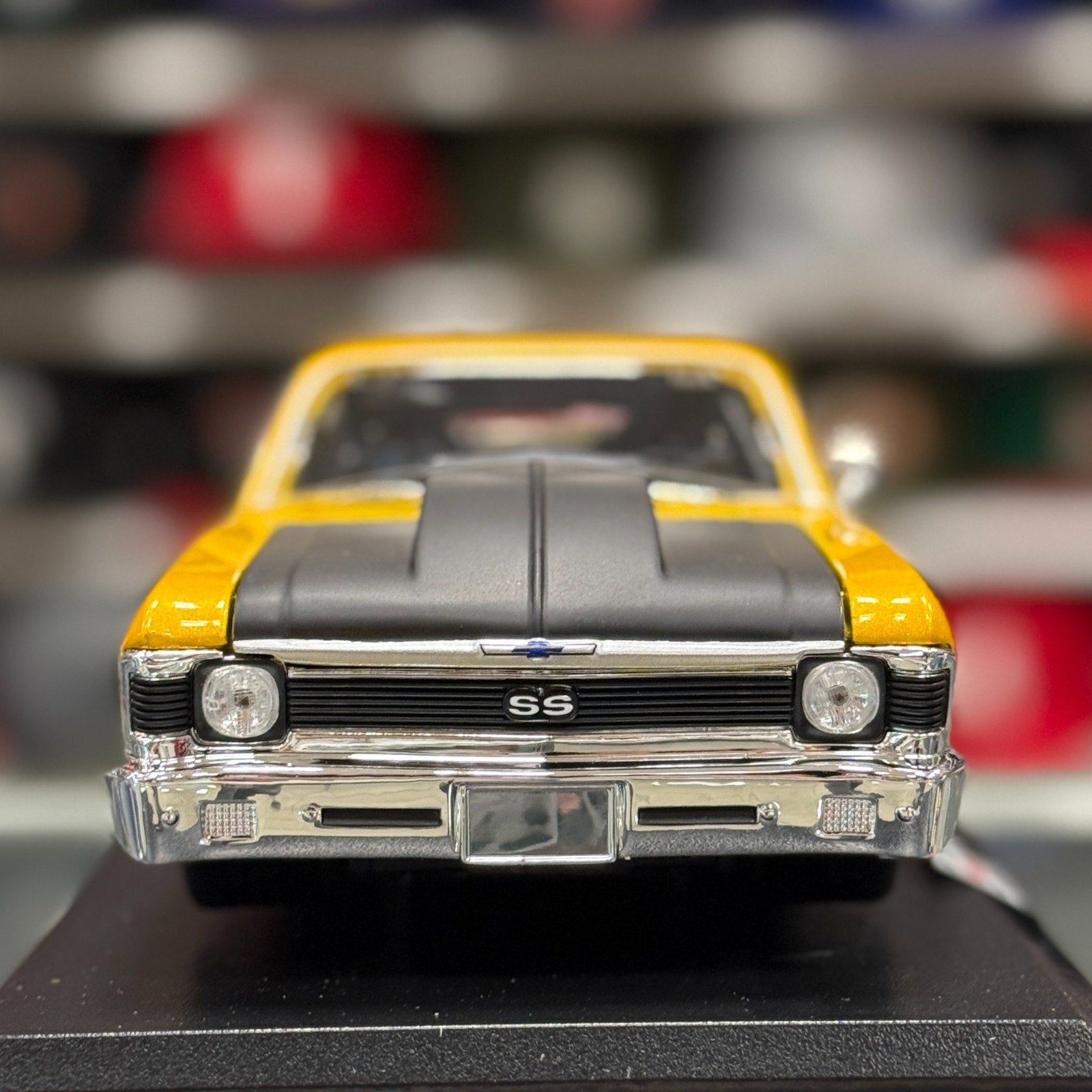Maisto 1/18 1970 Chevrolet Nova SS Coupe Metallic Yellow Diecast Model Car | New - Product Image