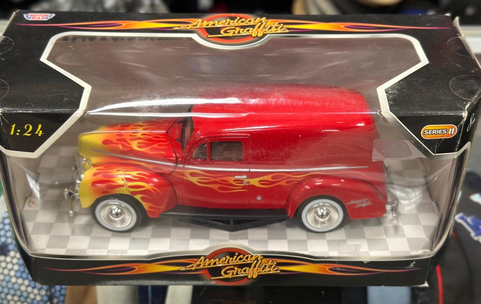American Graffiti 1940 Ford Sedan Delivery 1/24 Scale Diecast Model Car | New - Product Image