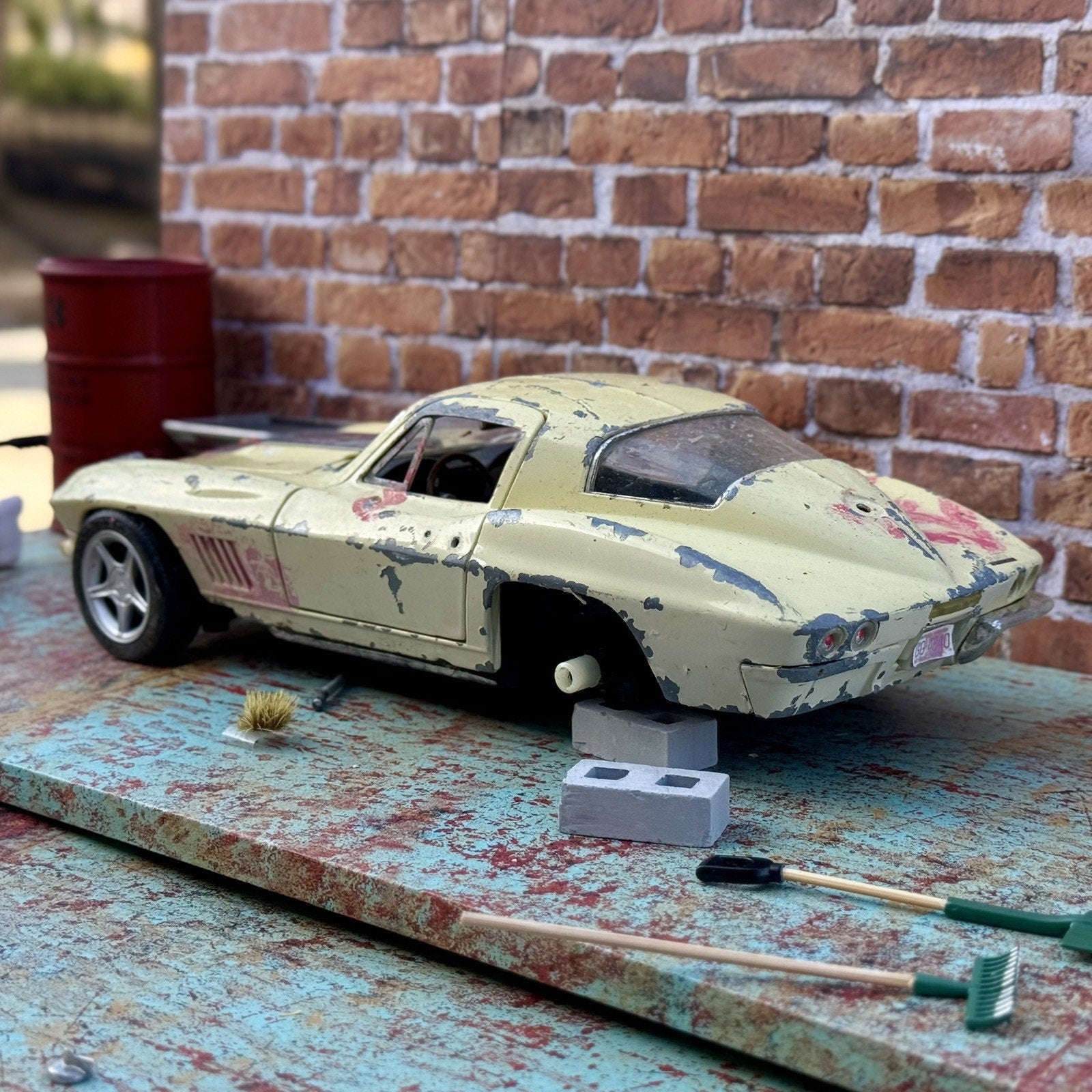 American Muscle 1967 Corvette Stingray 1/18 Scale Diecast Model Car | Parts Car - Product Image