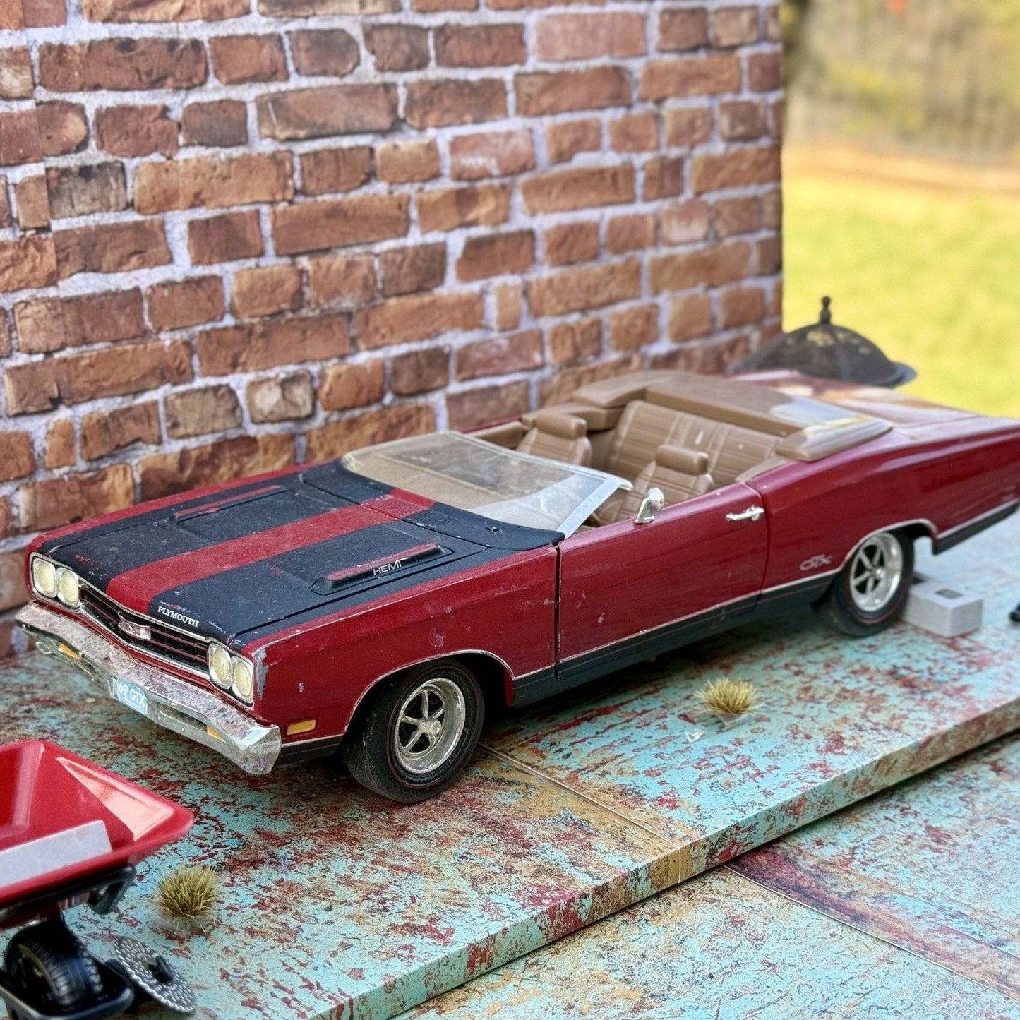 American Muscle 1969 Plymouth GTX Hemi Red 1/18 Scale Diecast Model Car | Parts Car - Product Image