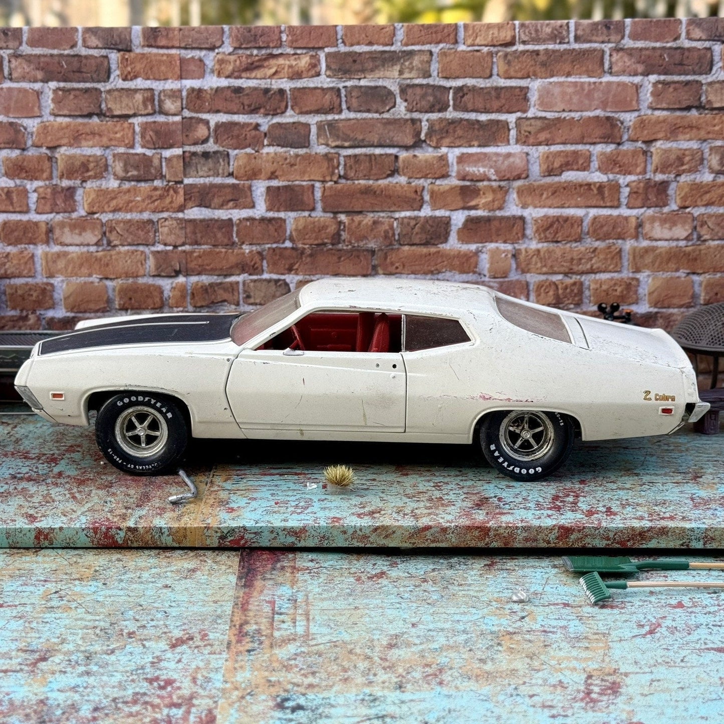 American Muscle 1969 Shelby Mustang Cobra 1/18 Scale Diecast Model Car | Parts Car - Product Image