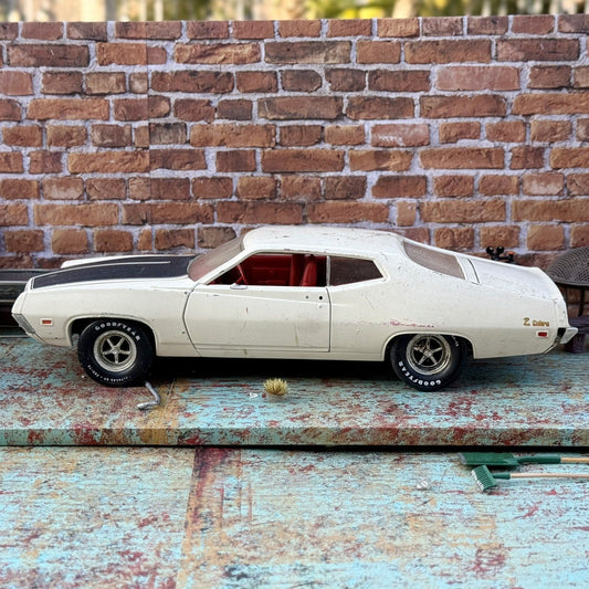 American Muscle 1969 Shelby Mustang Cobra 1/18 Scale Diecast Model Car | Parts Car - Product Image