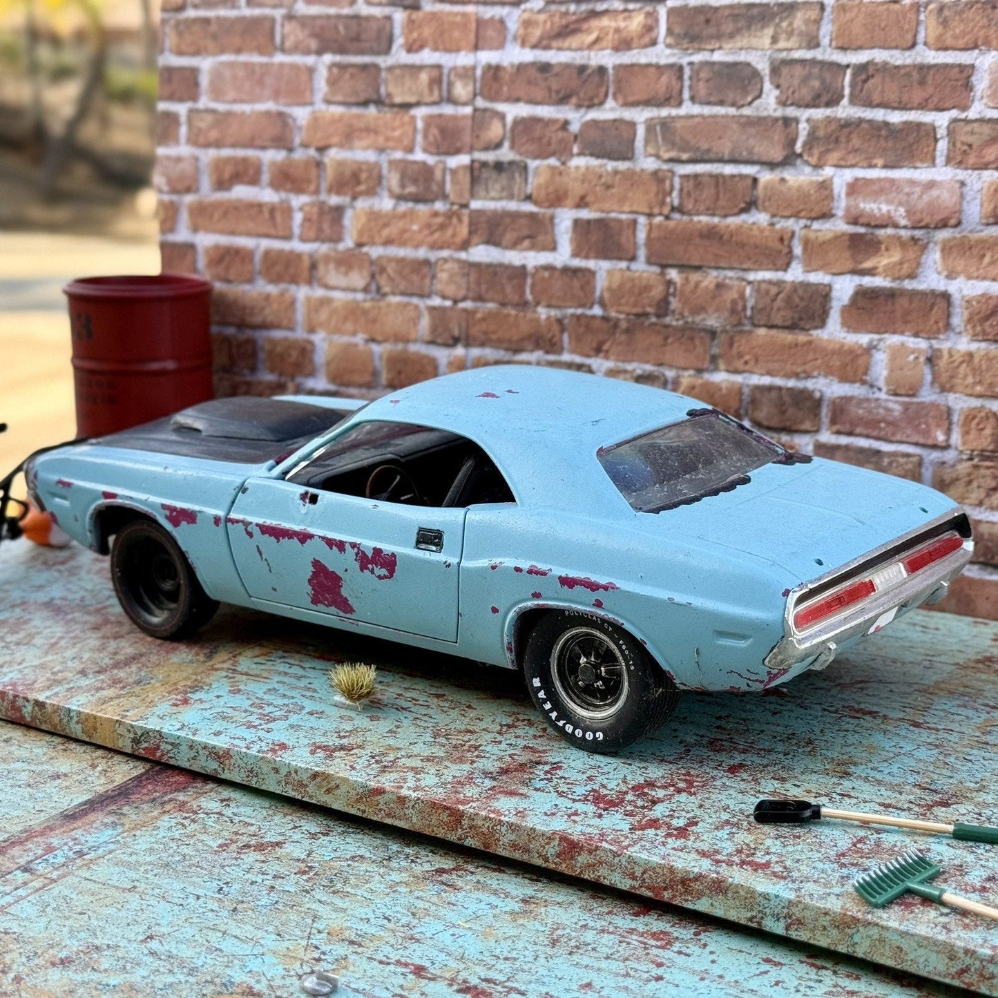 American Muscle 1970 Dodge Challenger T/A 1/18 Scale Diecast Model Car | Parts Car - Product Image