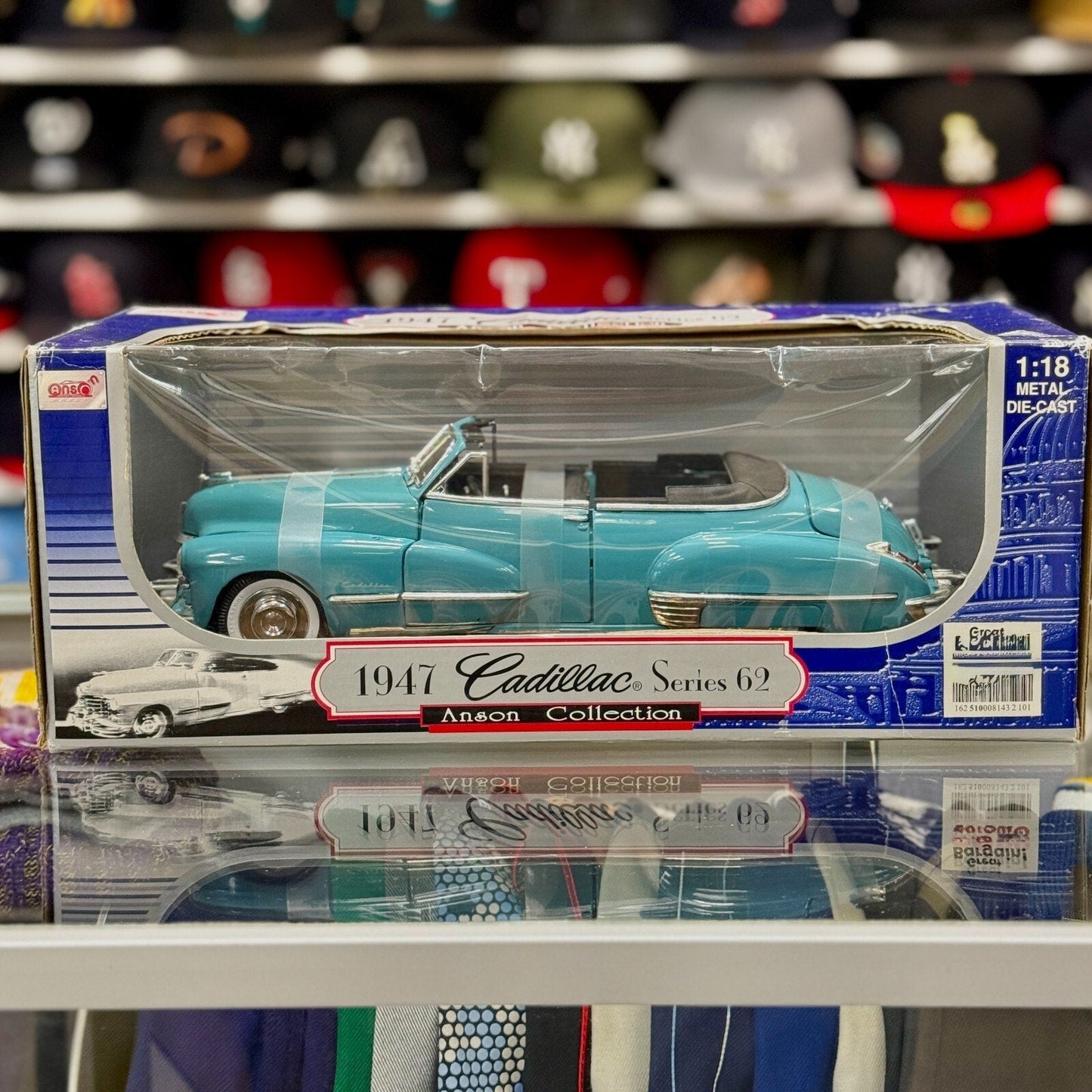 Anson 1947 Cadillac Series 62 Convertible Aqua 1/18 Scale Diecast Model Car | New - Product Image