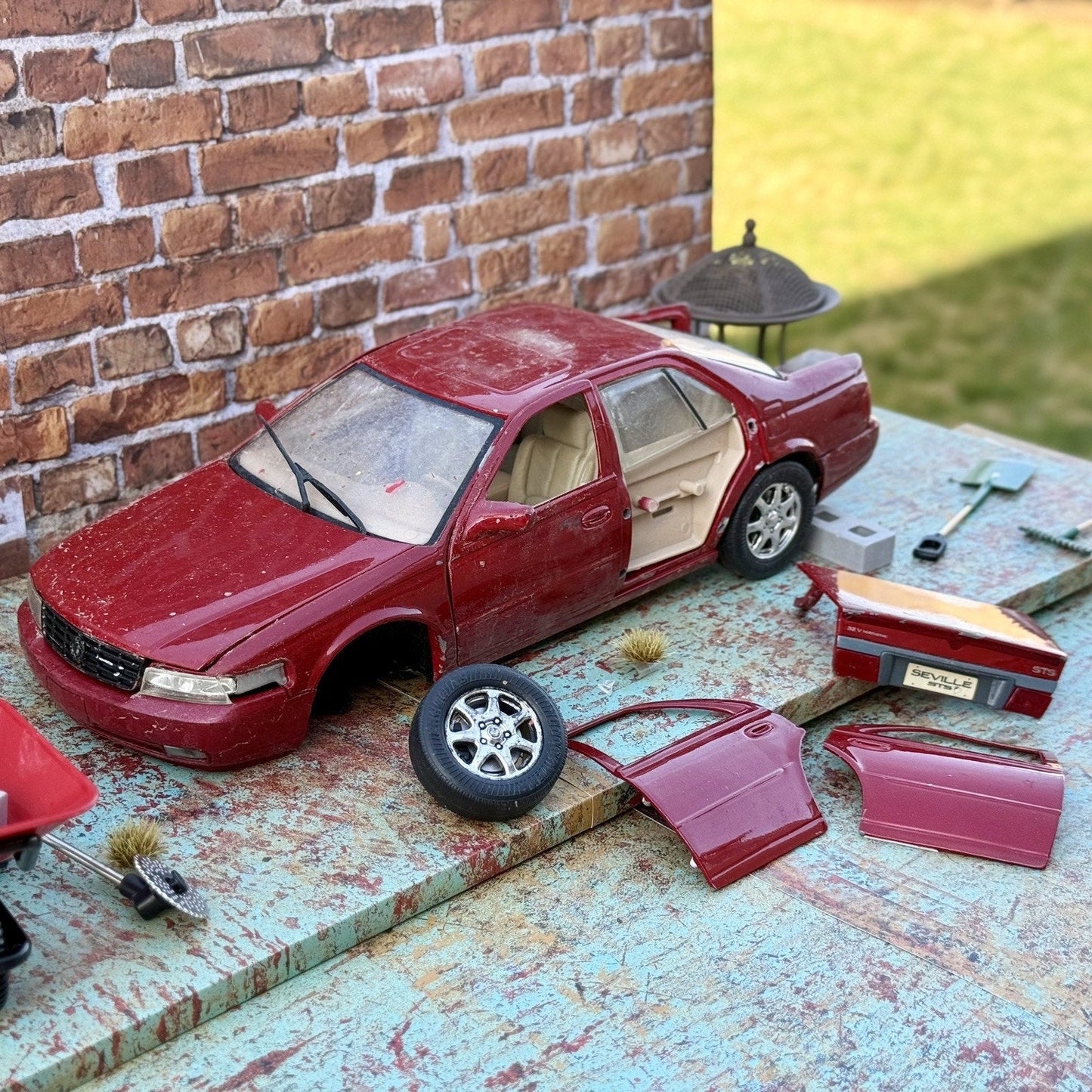 Anson 1998 Cadillac Seville STS Red 1/18 Scale Diecast Model Car | Parts Car - Product Image