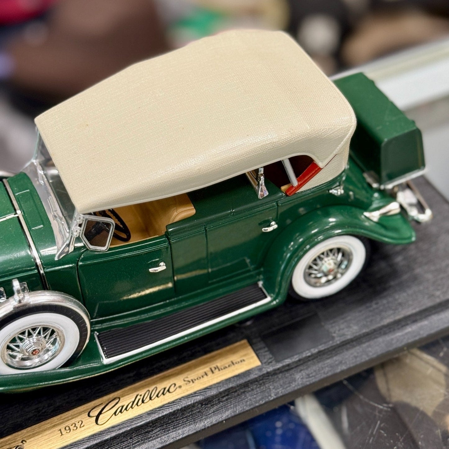 Anson Classics 1932 Cadillac Sports Phaeton Green 1/18 Scale Diecast Model Car | New - Product Image